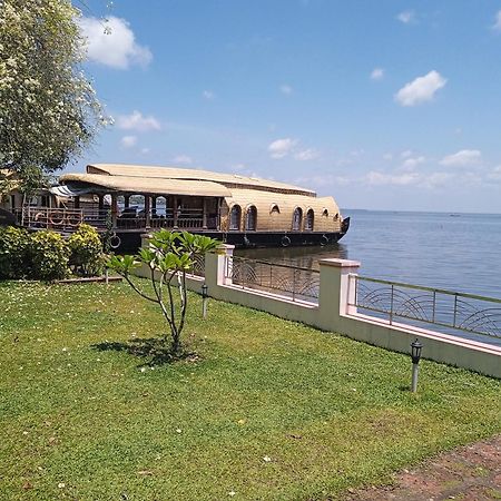 Aqua Castle Houseboat - By Aqua Jumbo Houseboats Hotel Alappuzha Ngoại thất bức ảnh