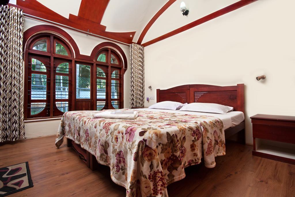 Aqua Castle Houseboat - By Aqua Jumbo Houseboats Hotel Alappuzha Ngoại thất bức ảnh