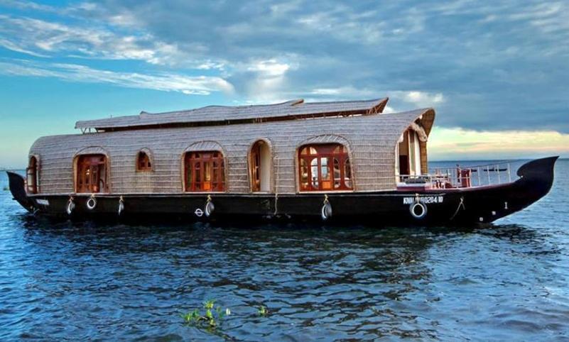 Aqua Castle Houseboat - By Aqua Jumbo Houseboats Hotel Alappuzha Ngoại thất bức ảnh